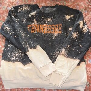 Tennessee Graphic Women’s Sweatshirt - Black and Cream